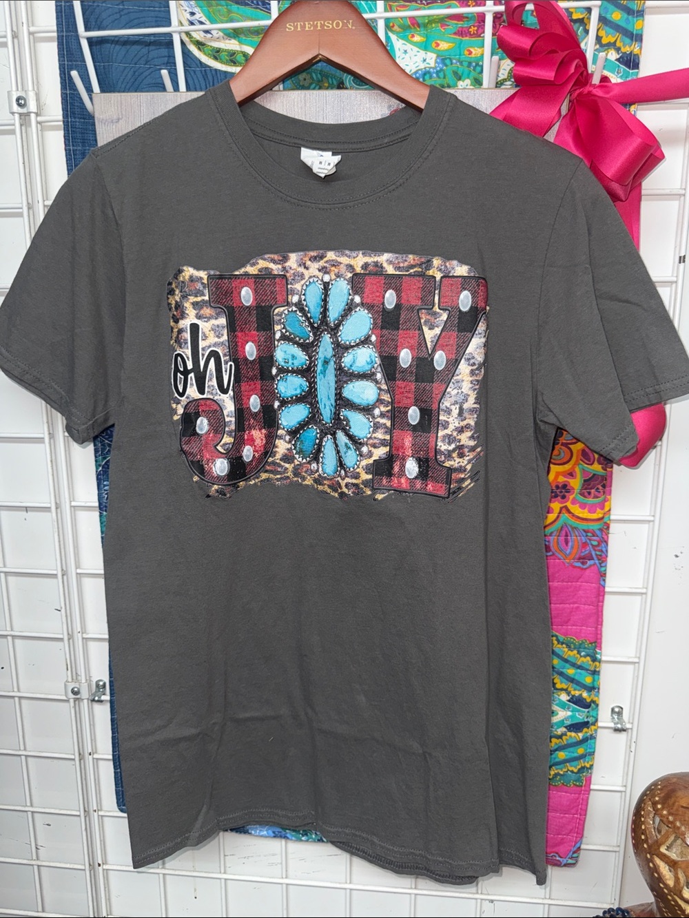 7 Graphic T-shirts, size medium - Picture 5 of 8